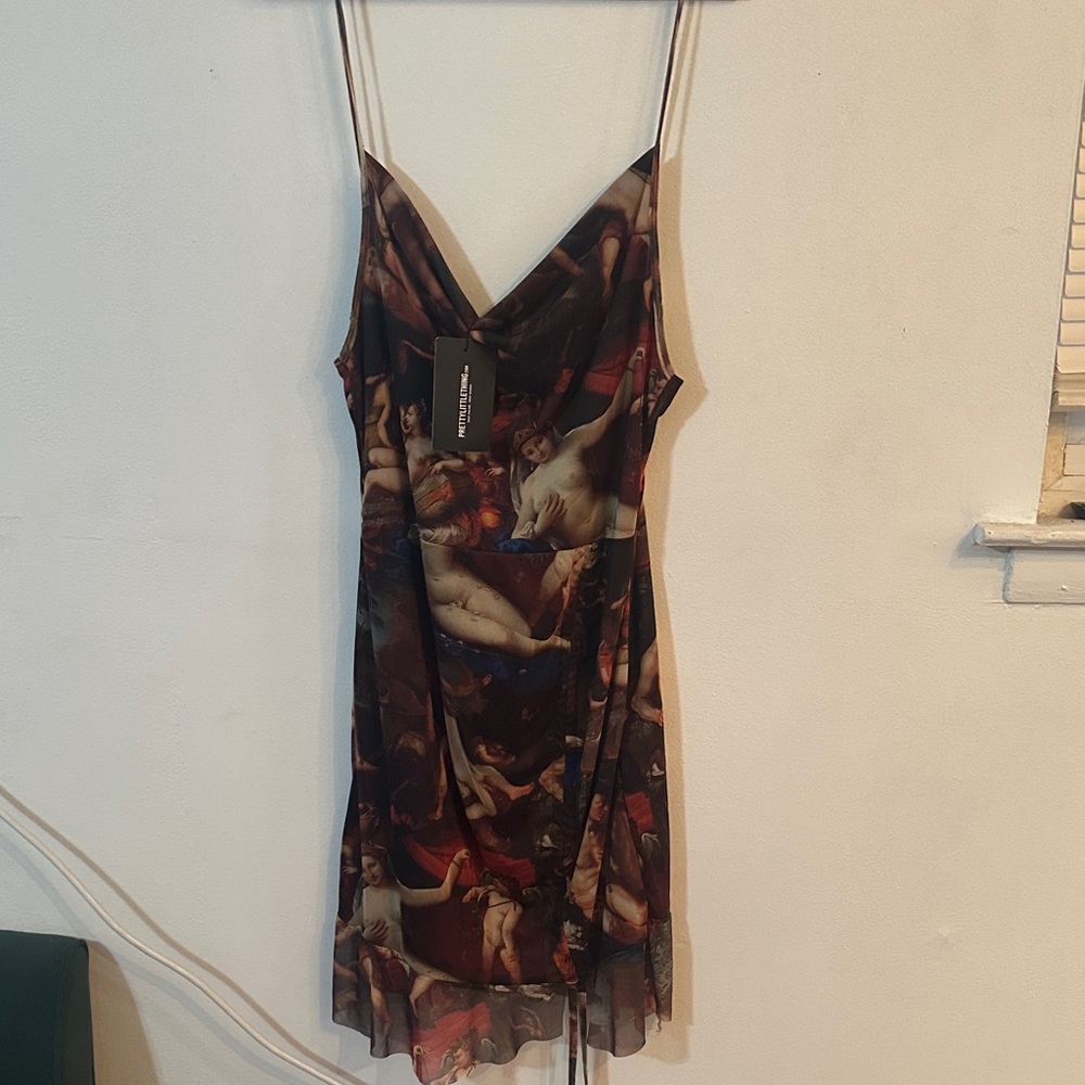 PrettyLittleThing Artistic Print Mini Dress